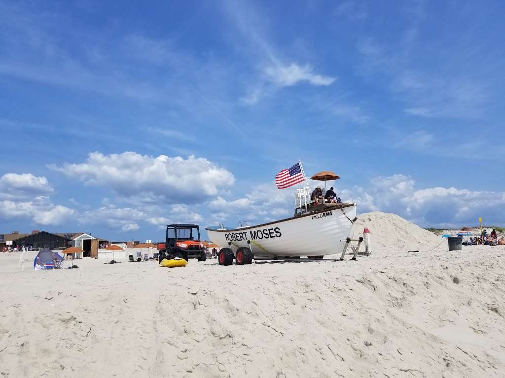 Robert Moses State Park Field 4 | Robert Moses State Pkwy, Babylon, NY 11702, USA | Phone: (631) 669-0449