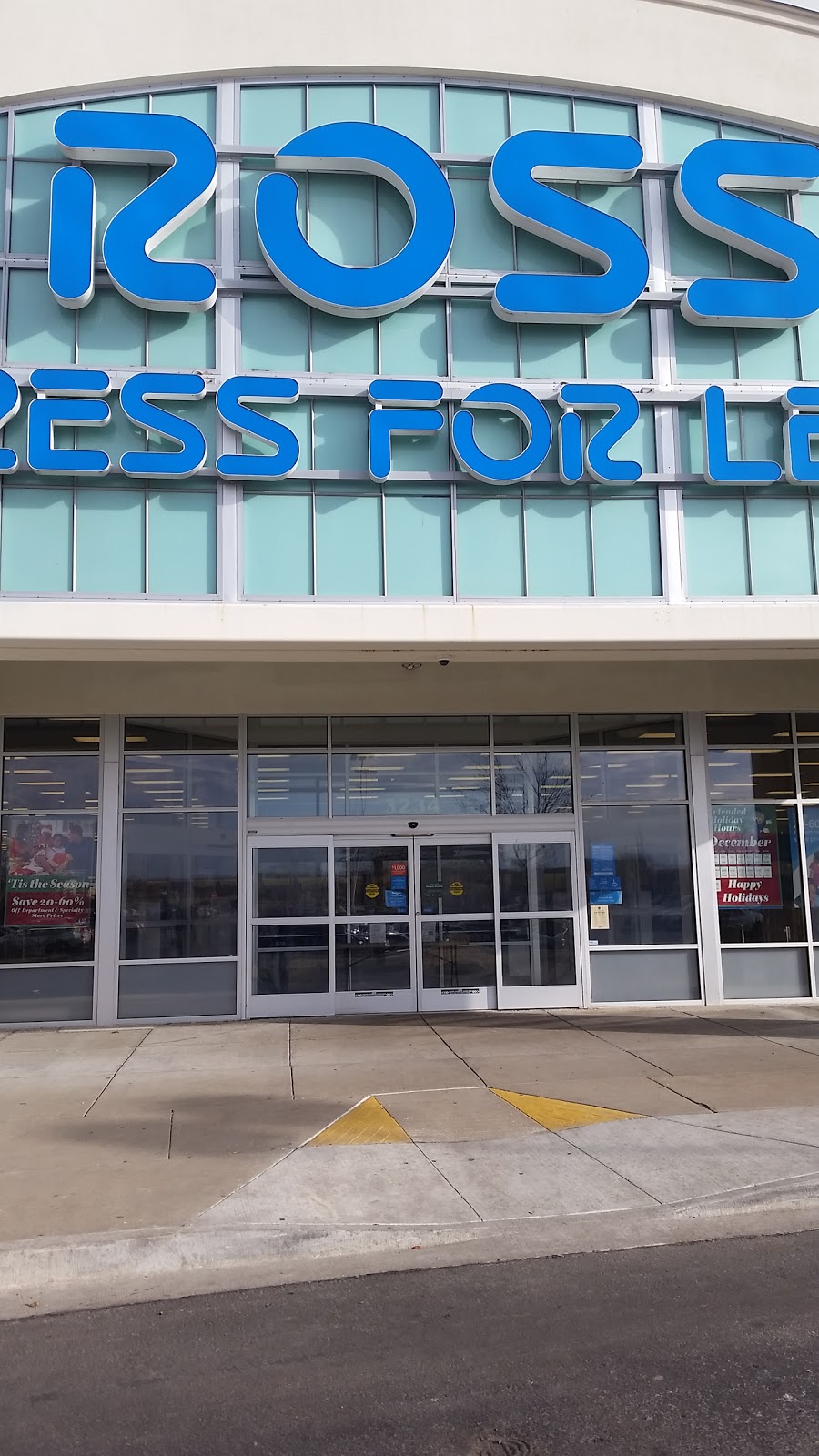 Ross Dress for Less | 3234 Iowa St, Lawrence, KS 66046, USA | Phone: (785) 312-9140