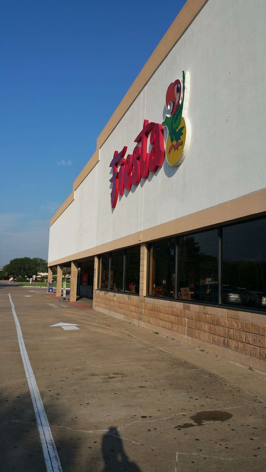 Fiesta Mart | 1530 Independence Blvd, Missouri City, TX 77489, USA | Phone: (281) 261-0200