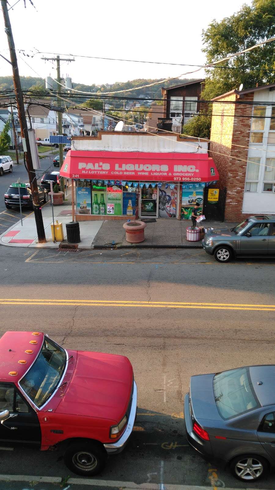 Pals Liquor Inc | 241 Union Ave, Paterson, NJ 07502, USA | Phone: (973) 956-0250