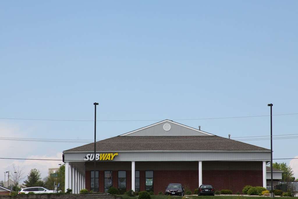 Subway Restaurants | 9223 N Oak Trafficway, Kansas City, MO 64155, USA | Phone: (816) 420-8087