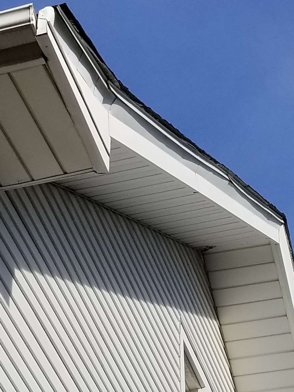 ANS Roofing & Siding | 221 W Benton St, Aurora, IL 60506 | Phone: (630) 264-6282