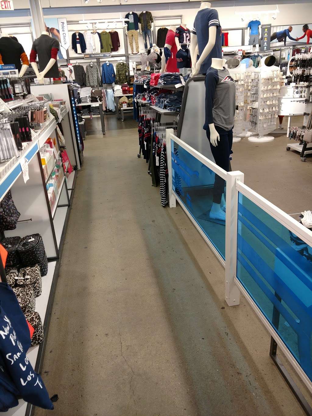 Old Navy | 1250 S Washington St, North Attleborough, MA 02760, USA | Phone: (508) 643-4664