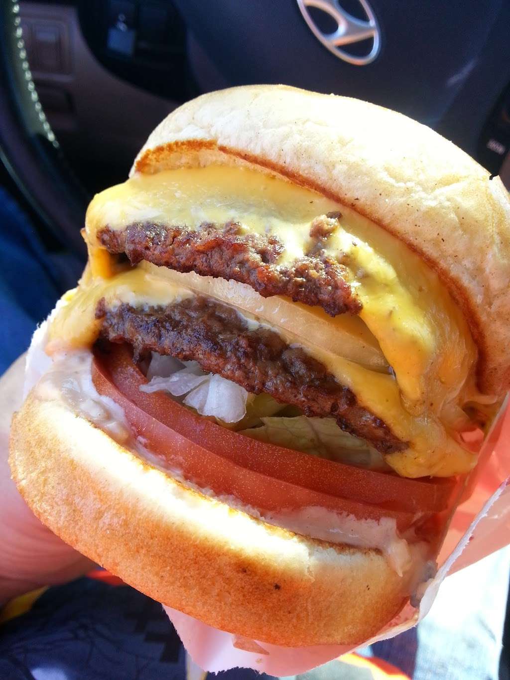 In-N-Out Burger | 6880 N 5th St, North Las Vegas, NV 89084, USA | Phone: (800) 786-1000