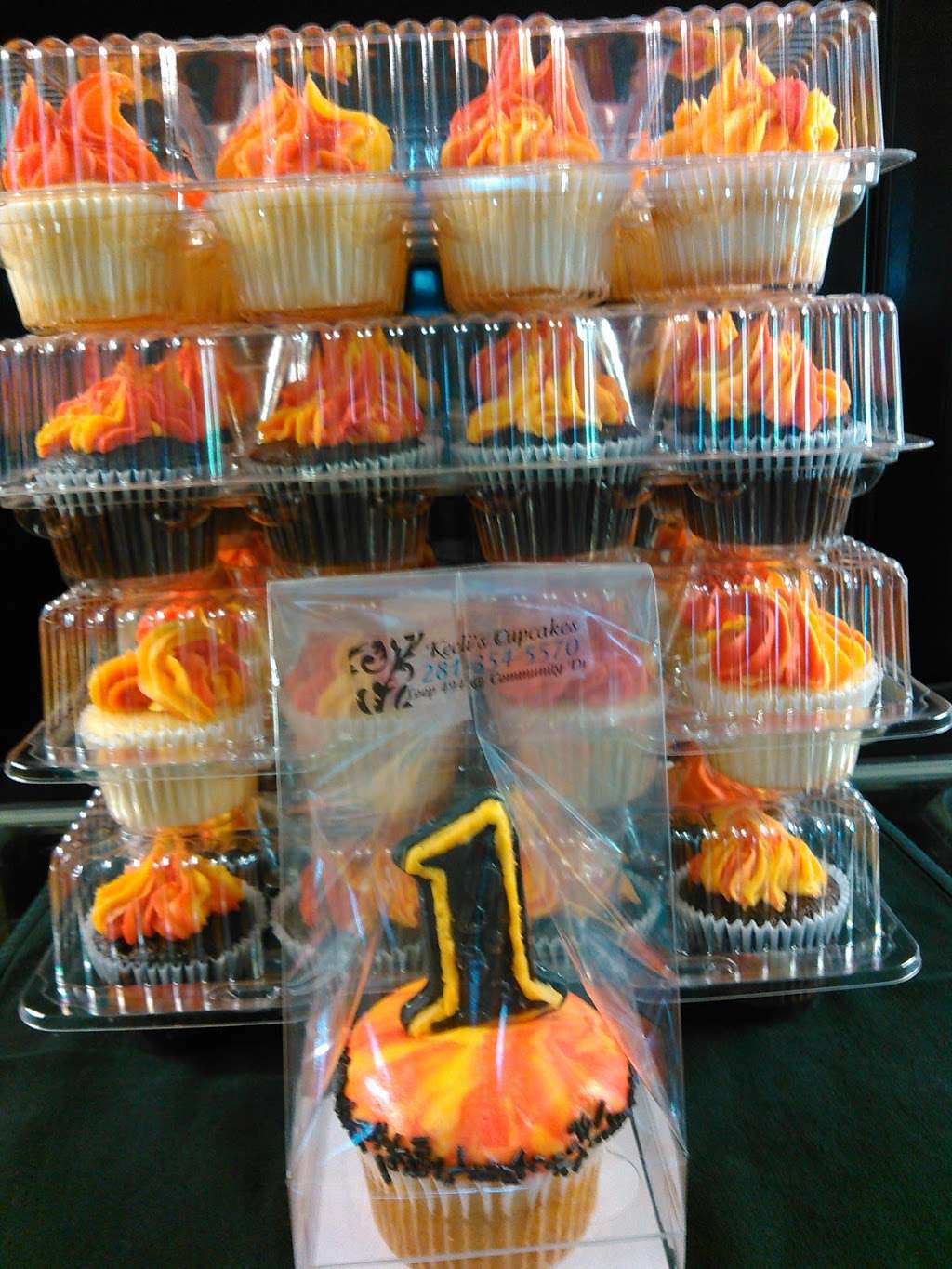 Kellis Cupcakes | 21928 TX-494 Loop, New Caney, TX 77357, USA | Phone: (281) 354-5570