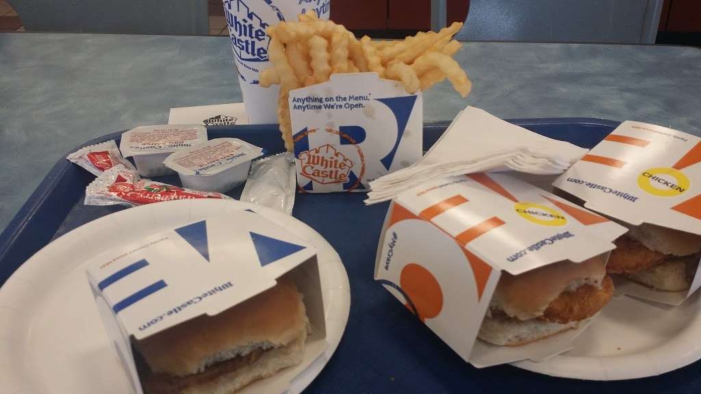 White Castle | 1265 Normantown Rd, Romeoville, IL 60446, USA | Phone: (815) 293-4101