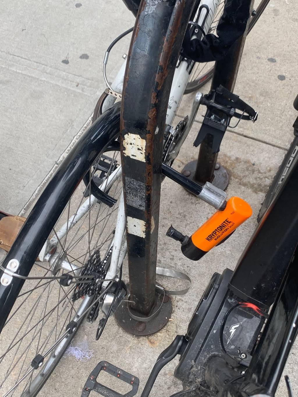 KeyMe | 3211 S Seneca St, Wichita, KS 67217, USA | Phone: (747) 322-4695