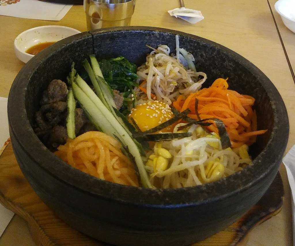 JeonJu Restaurant | 5707 W Dempster St, Morton Grove, IL 60053, USA | Phone: (847) 470-0066