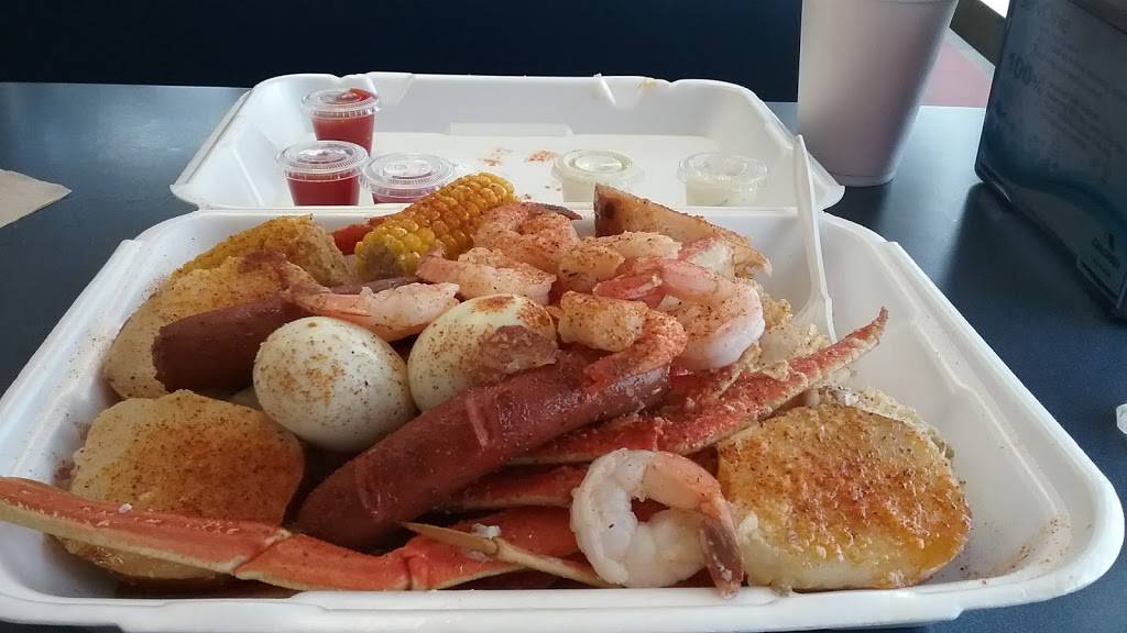 Riverside Seafood Market | 6501 N 40th St, Tampa, FL 33610, USA | Phone: (813) 630-0940