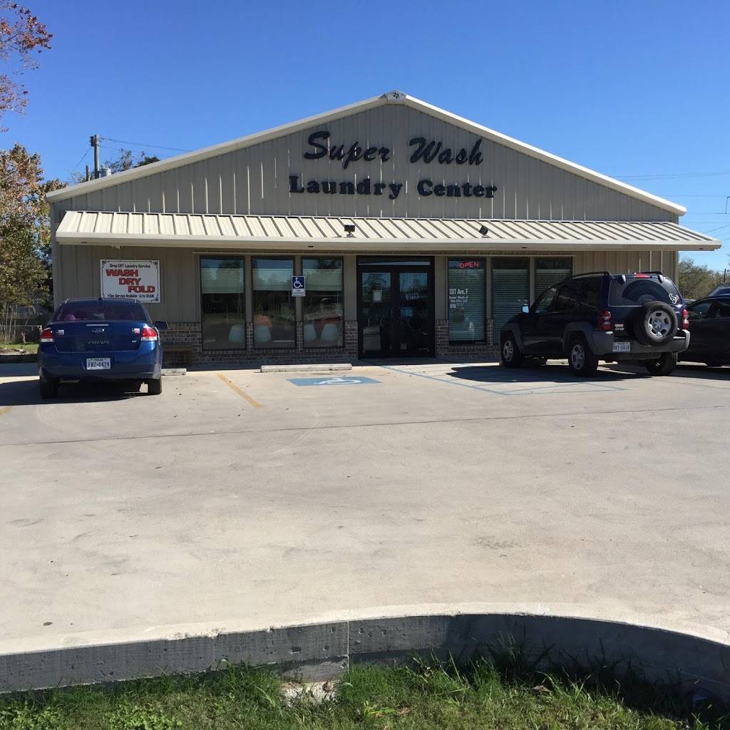 Super Wash Laundry Center | 1317 Avenue F, Bay City, TX 77414, USA | Phone: (979) 551-5531