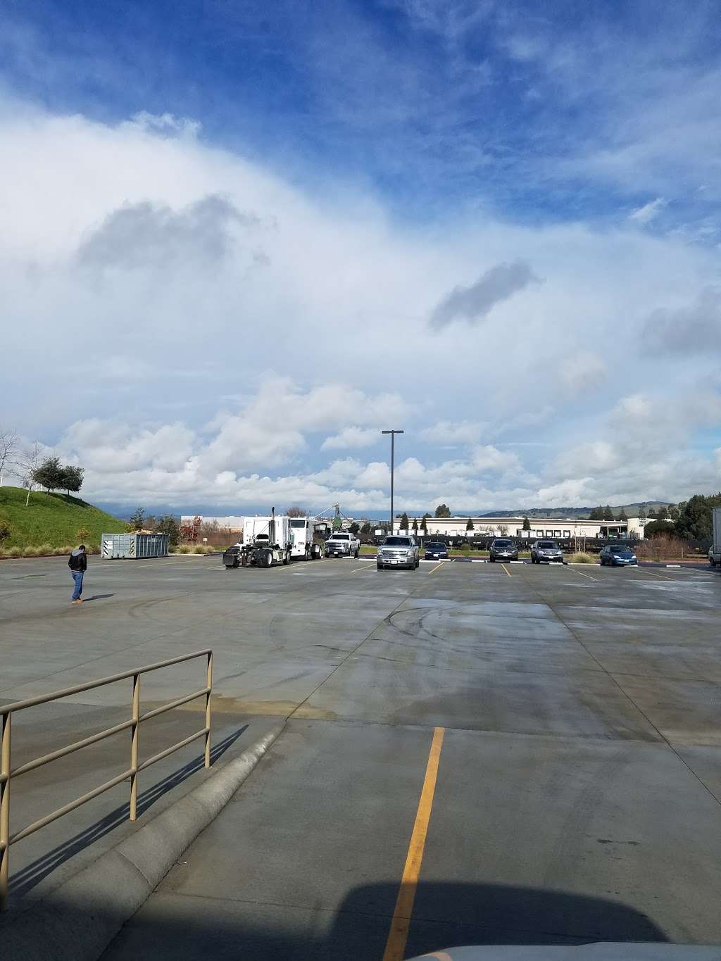 Wine Storage in 9610, 265 Lombard Rd suite b, American Canyon, CA 94503, USA