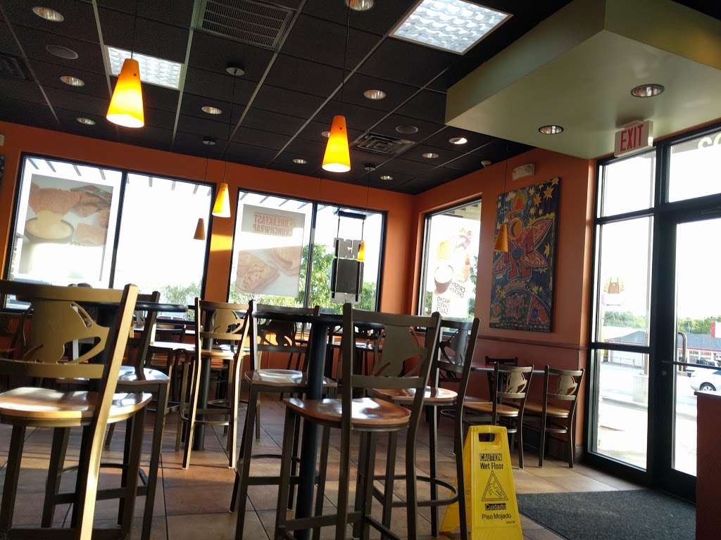 Taco Bell | 502 S Garland Ave, Garland, TX 75040, USA | Phone: (972) 494-5062