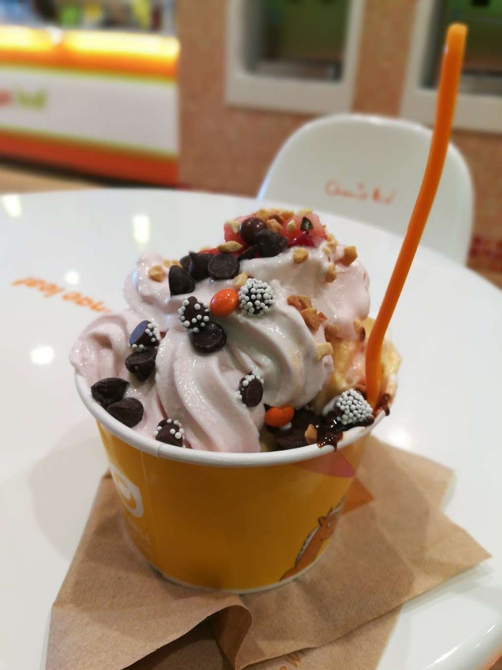 Orange Leaf Frozen Yogurt & Ice Cream | 124 Broadway, Saugus, MA 01906 | Phone: (781) 558-5644