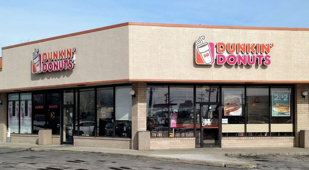 Dunkin Donuts | 9721 N Milwaukee Ave, Glenview, IL 60025 | Phone: (847) 965-2299