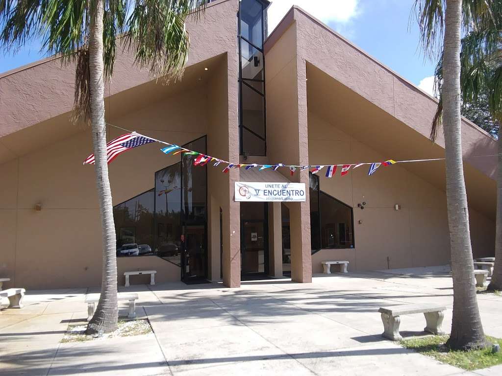 St Clare Catholic Church | 2961 Day Rd, Deltona, FL 32738, USA | Phone: (386) 789-9990