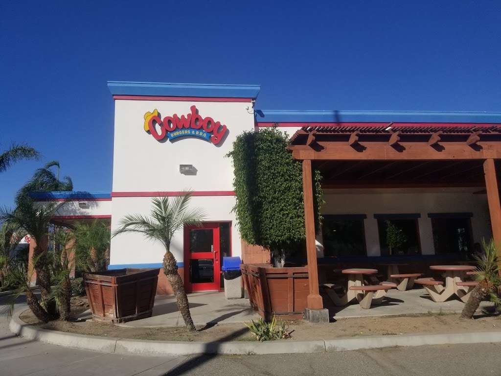 Cowboy Burgers & BBQ Inc | 11673 S Etiwanda Ave, Fontana, CA 92337, USA | Phone: (951) 681-2020