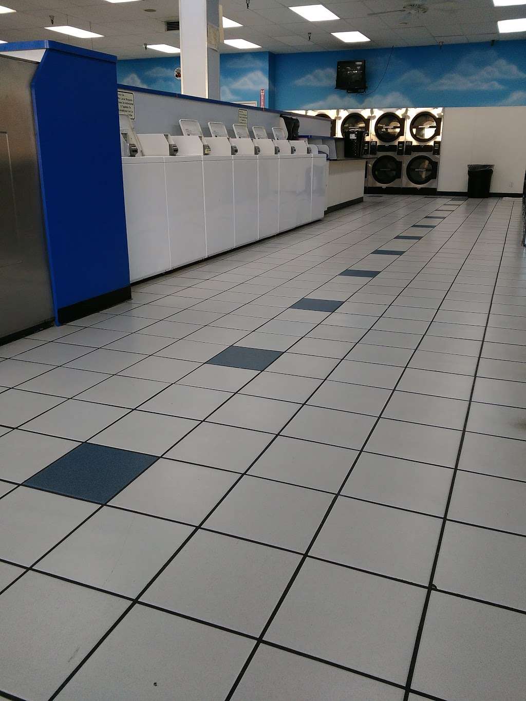 Speed Wash Laundry | 210 W Foothill Blvd, Rialto, CA 92376, USA