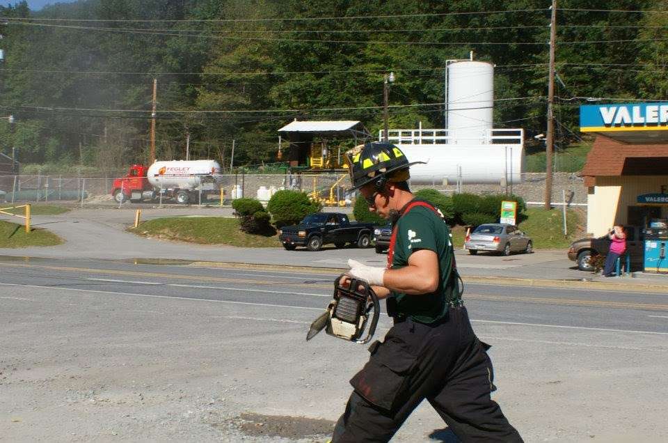 Community Fire Company New Ringgold | 25 E Railroad Ave, New Ringgold, PA 17960, USA | Phone: (570) 943-2212