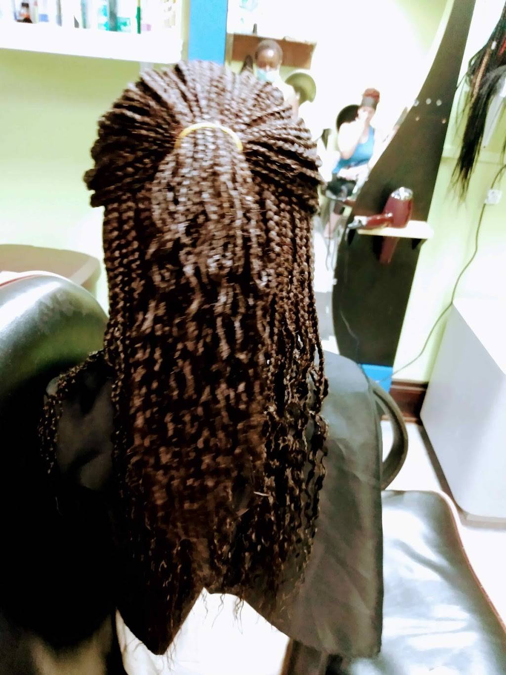 Solange Hair Braiding | 205 E 156th St, Cleveland, OH 44110, USA | Phone: (216) 396-8314