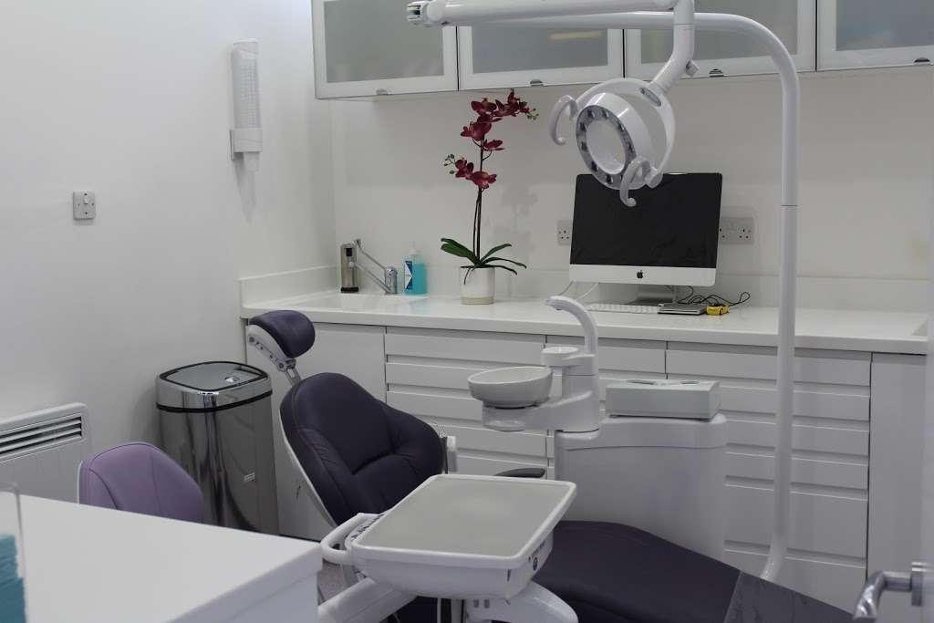 SDA Dental Studio | 1, 9 Salter St, Poplar, London E14 8BH, UK | Phone: 020 7987 2480