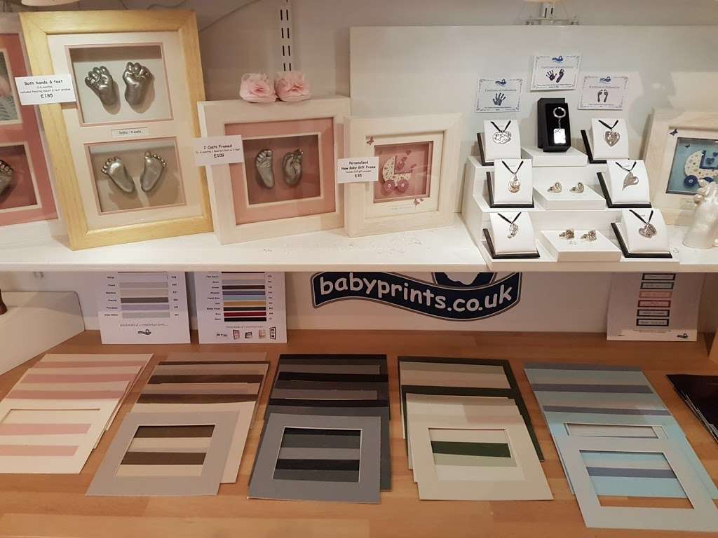 Babyprints | FirsWood House, Great North Road, Welham Green, North Mymms AL9 5SD, UK | Phone: 01707 693118