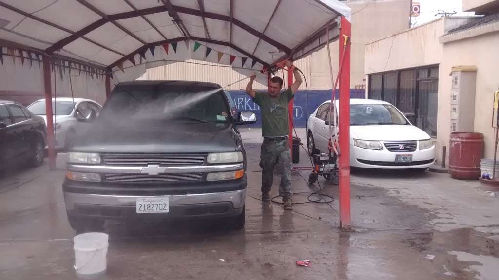 Car Wash La 20 Suc. Murua | 18711, Campestre Murua, 22465 Tijuana, B.C., Mexico | Phone: 664 303 1271