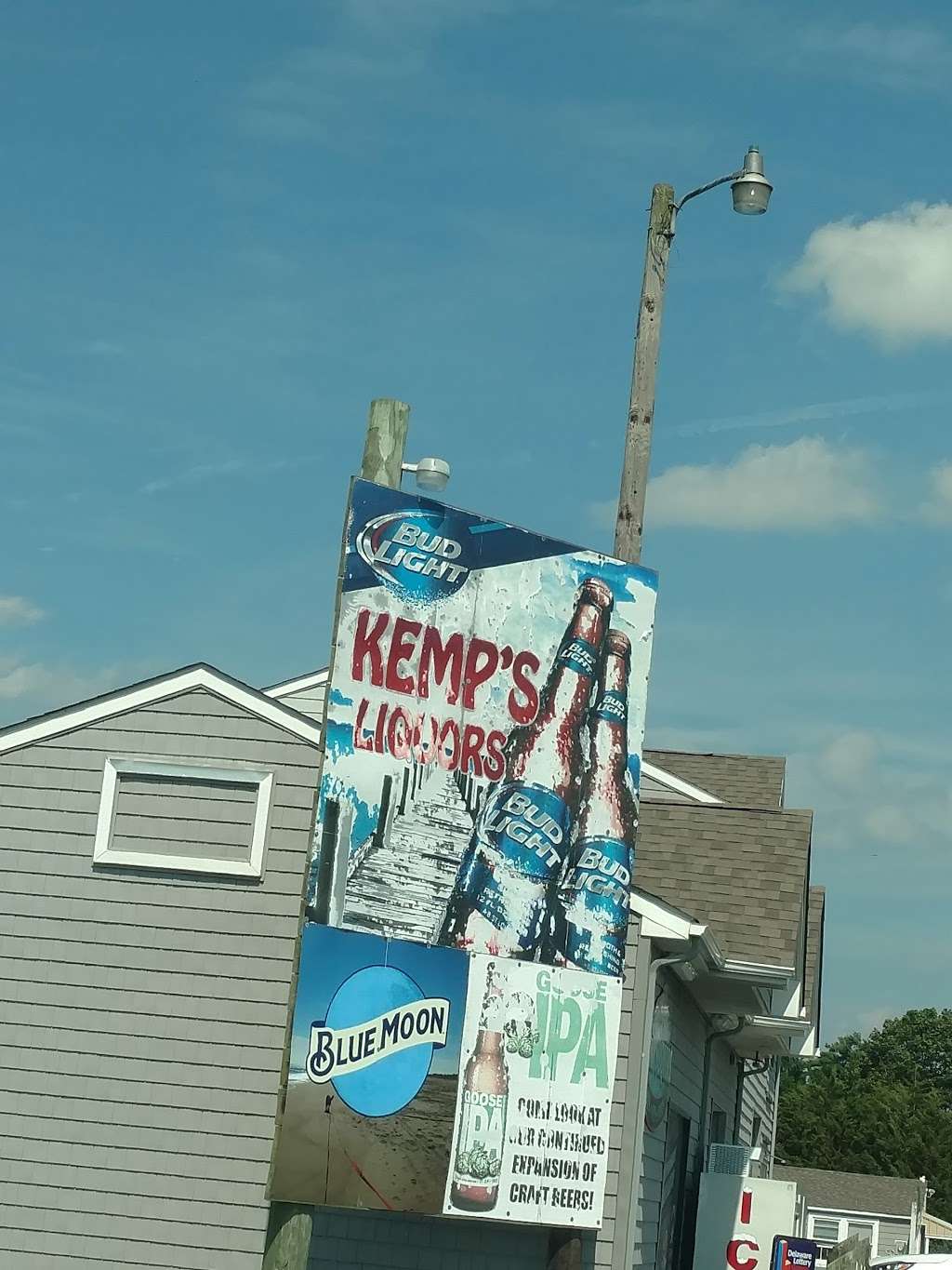 Kemps Liquors | 22841 Milton Ellendale Hwy, Milton, DE 19968, USA | Phone: (302) 684-3004