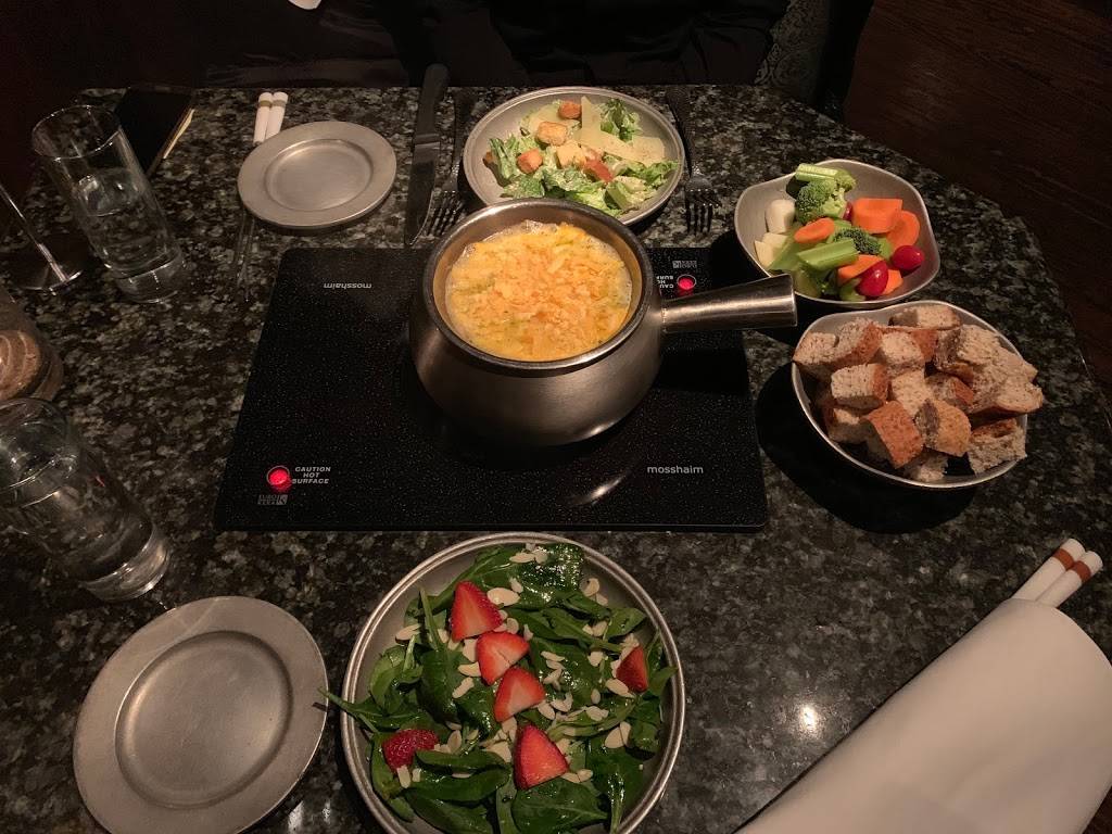 Simply Fondue | 2108 Greenville Ave, Dallas, TX 75206, USA | Phone: (214) 827-8878