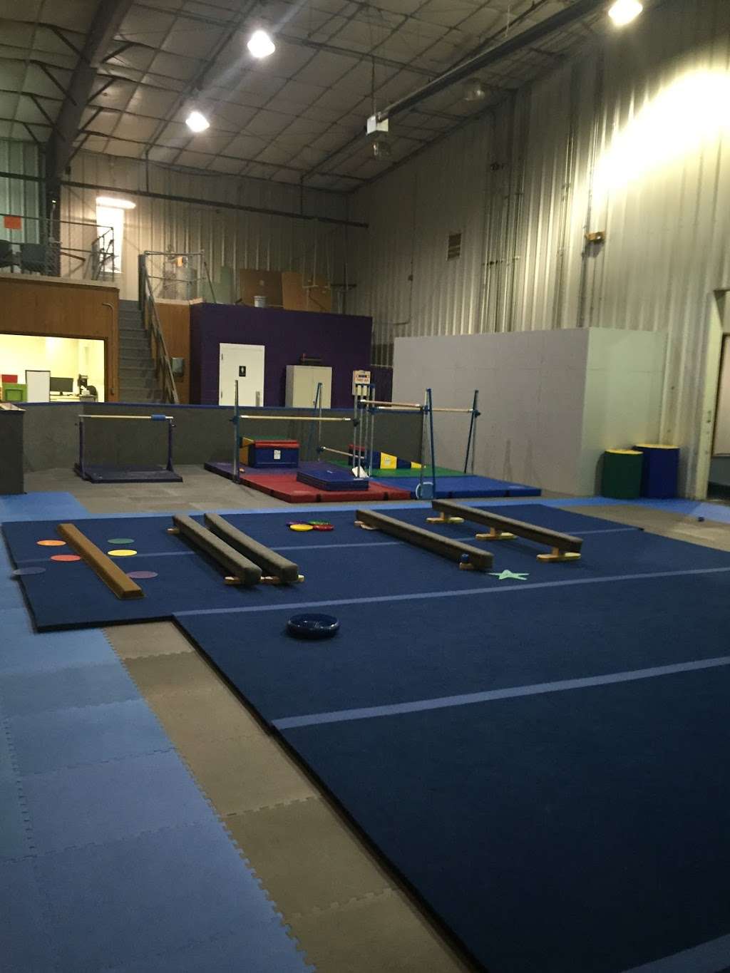 Meks Gymnastic Academy | 1735 W 53rd St, Anderson, IN 46013, USA | Phone: (765) 400-2220