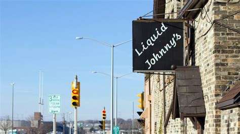 Liquid Johnnys | 540 S 76th St, Milwaukee, WI 53214, USA | Phone: (414) 476-8668