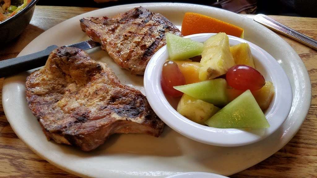 The Bear House Family Restaurant | 23420 Crest Forest Dr, Crestline, CA 92325, USA | Phone: (909) 338-8100