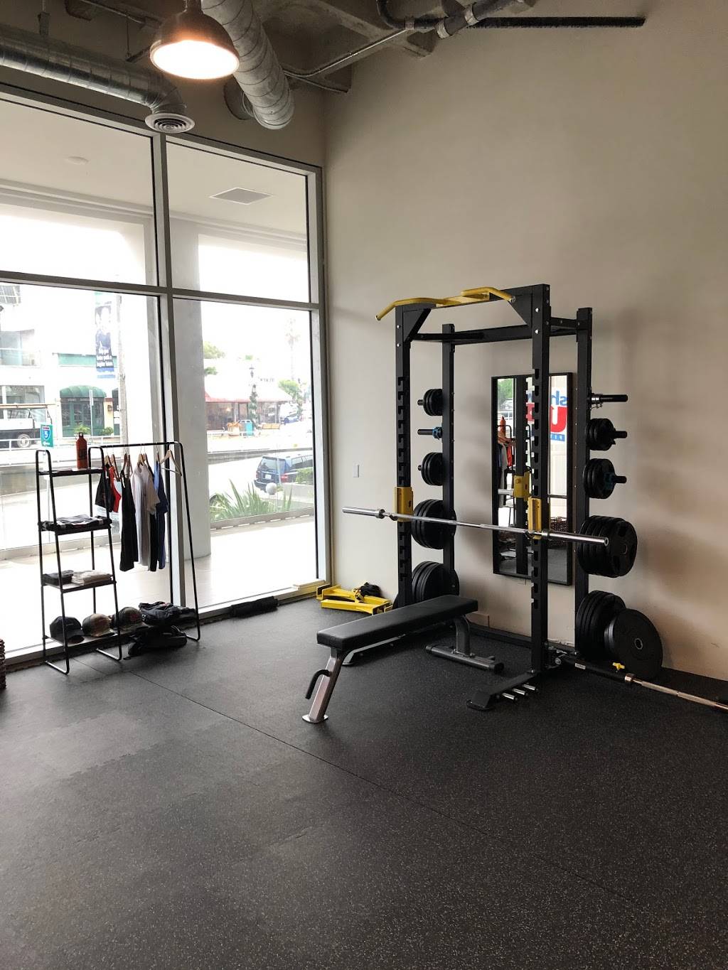 Show Up Fitness Personal Training Gym and Internship San Diego | 1020 Prospect Street CU-1B, La Jolla, CA 92037 | Phone: (530) 520-2664