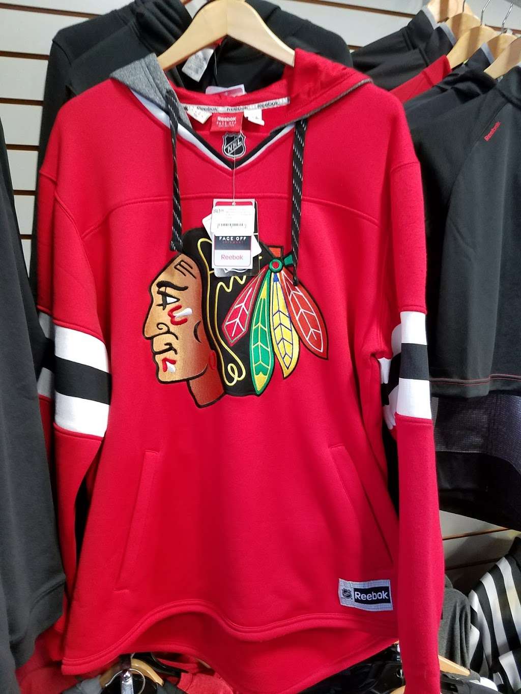 Jerrys Hockey | 320 Prairie St, Crystal Lake, IL 60014 | Phone: (815) 479-0700