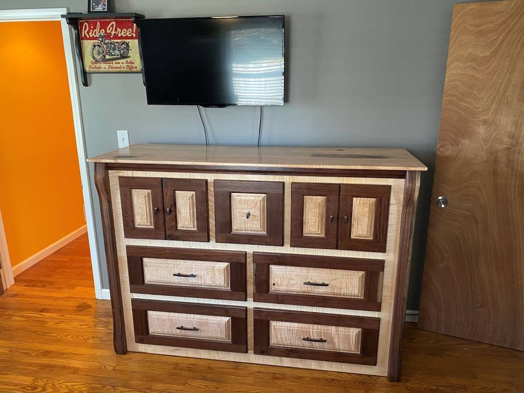 Creative Backyard Woodworking LLC - furniture store  | Photo 4 of 6 | Address: 4001 Nachand Ln, Louisville, KY 40218, USA | Phone: (502) 548-8270