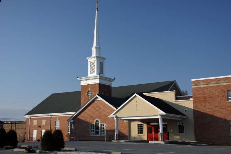 Trinity Lutheran Church | 221 E Main St, New Holland, PA 17557, USA | Phone: (717) 354-4976