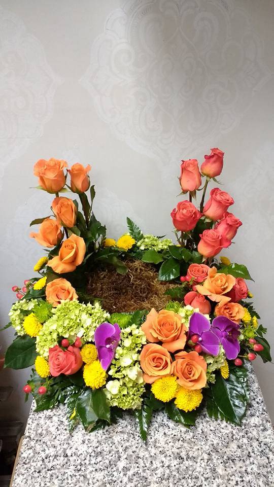 International Designs Florist | 1020 Goshen Ave, Fort Wayne, IN 46808 | Phone: (260) 484-4888