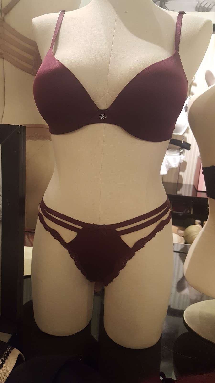Victorias Secret & PINK | 6909 N Loop 1604 E #1128, San Antonio, TX 78247, USA | Phone: (210) 651-4632 Victorias Secret & PINK | 6909 N Loop 1604 E #1128, San Antonio, TX 78247, USA | Phone: (210) 651-4632