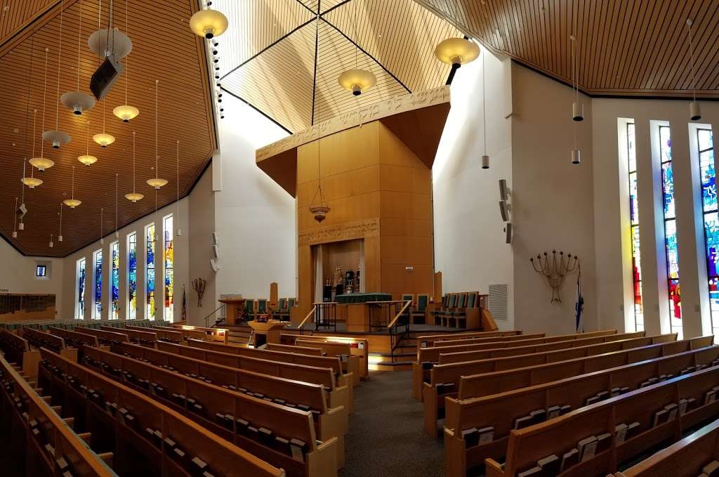 Temple Israel Center | 280 Old Mamaroneck Rd, White Plains, NY 10605, USA | Phone: (914) 948-2800