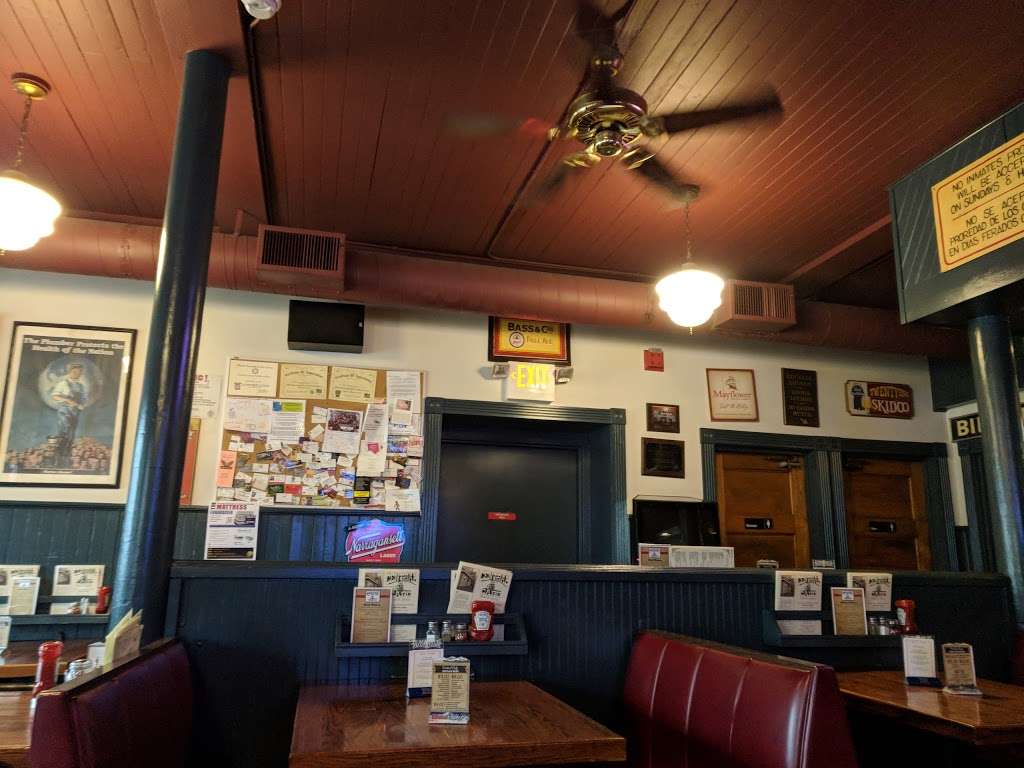 Central Cafe | 254 Center St, Middleborough, MA 02346, USA | Phone: (508) 947-9830