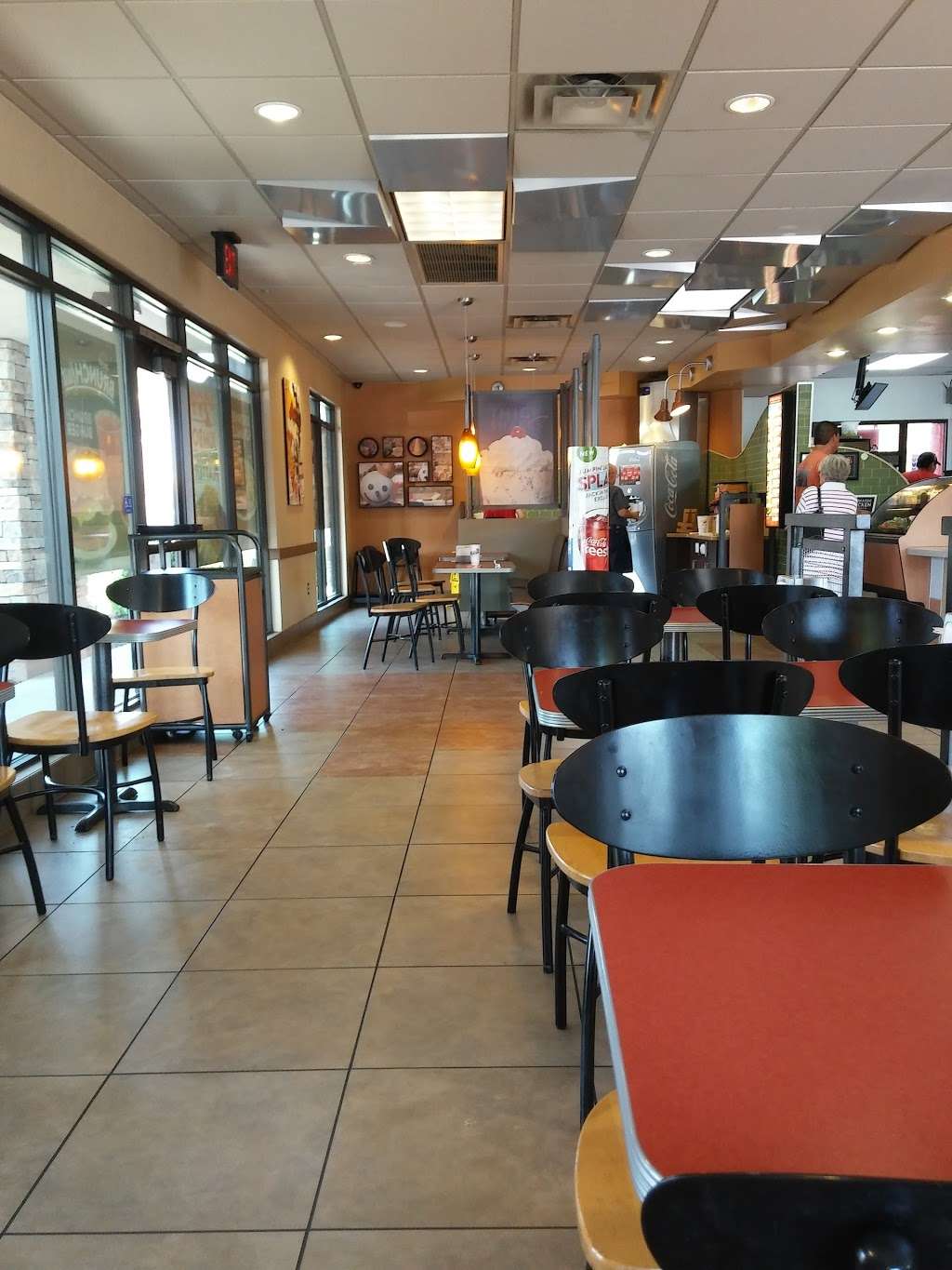 Jack in the Box | 33080 Antelope Rd, Murrieta, CA 92563, USA | Phone: (951) 301-4101