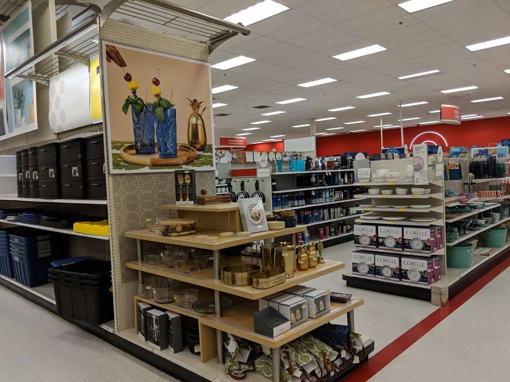 Target | 4200 E 4th St, Ontario, CA 91764, USA | Phone: (909) 579-3040