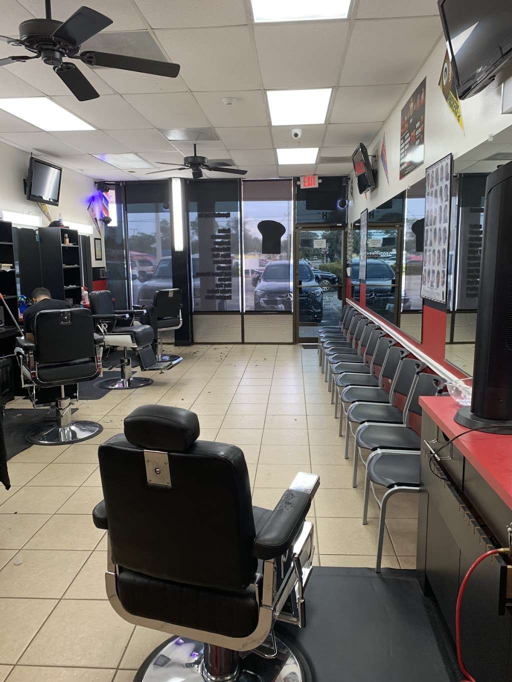 King of Cuts Barbershop | 1401 S Military Trail, West Palm Beach, FL 33415, USA | Phone: (561) 600-8642