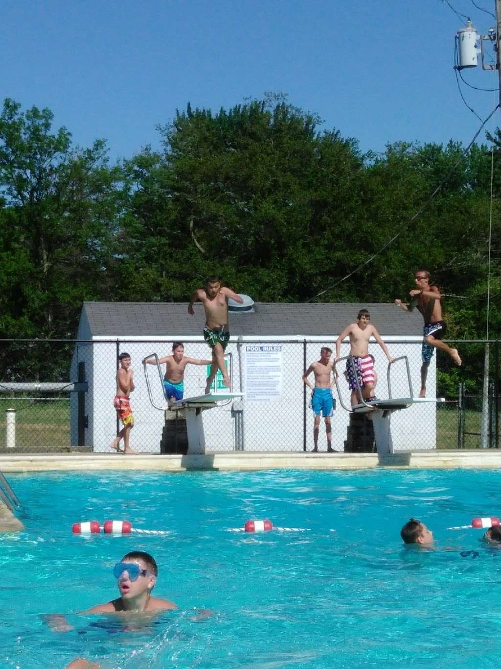 Pleasant Township Kouts Pool | 812 Sunset Dr, Kouts, IN 46347, USA | Phone: (219) 766-3794