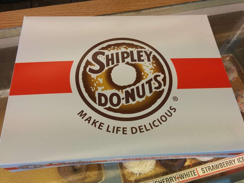 Shipley Do-Nuts | 1479 Hwy 6, Alvin, TX 77511, USA | Phone: (281) 824-8007