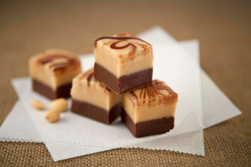 Big Little Fudge | 15522 Summit Park Dr #201, Montgomery, TX 77356, USA | Phone: (888) 543-8343