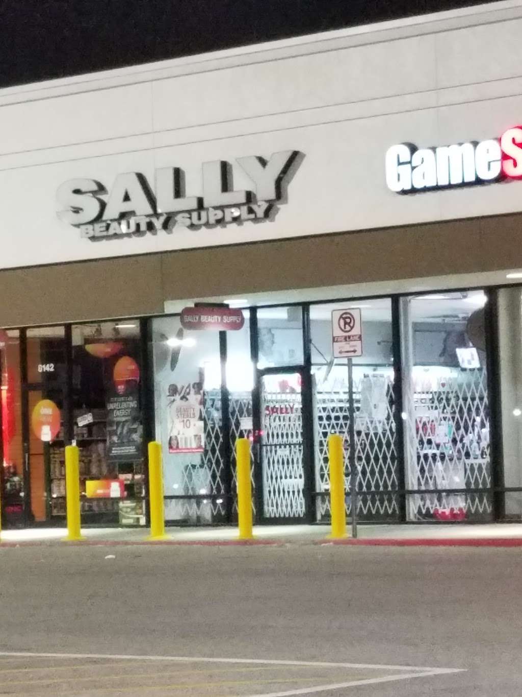 Sally Beauty | 8140 Kirby Dr, Houston, TX 77054, USA | Phone: (713) 668-1766