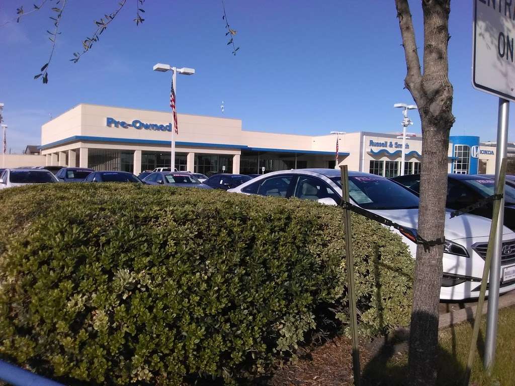 Russell & Smith Auto Group | 3440 S Loop W, Houston, TX 77025, USA | Phone: (713) 663-4174 Russell & Smith Auto Group | 3440 S Loop W, Houston, TX 77025, USA | Phone: (713) 663-4174