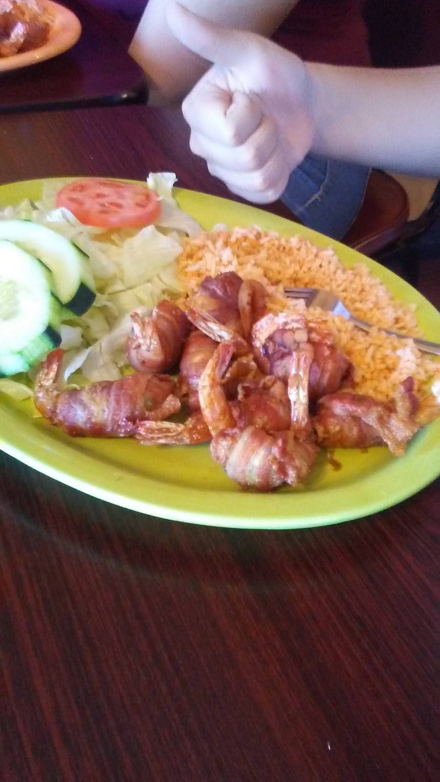 El Zarandeado | 401 Isleta Blvd SW, Albuquerque, NM 87105, USA | Phone: (505) 508-1110