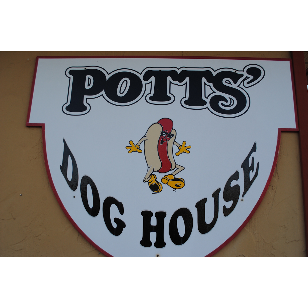 Potts Dog House | 315 Thomas St, Coopersburg, PA 18036, USA | Phone: (484) 347-0766