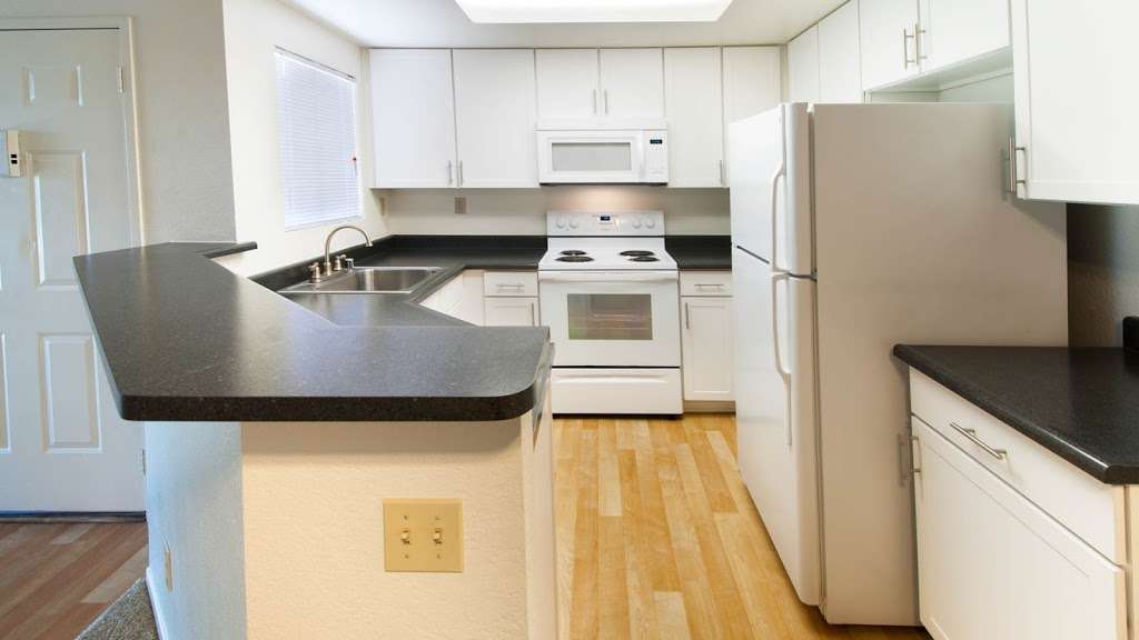 Siena Terrace Apartments | 20041 Osterman Rd, Lake Forest, CA 92630, USA | Phone: (949) 830-7811